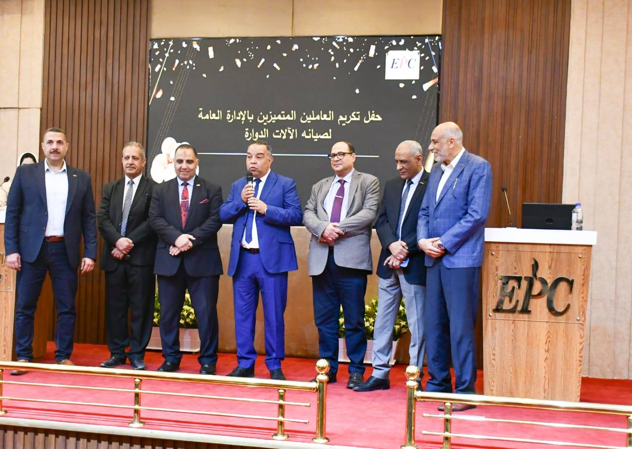 الاتحاد العام لنقابات عمال الإسكندرية  يشيد بالمستوى العالمي لشركة البتروكماويات المصرية ويثمن مجهودات المهندس احمدموقع رئيس مجلس الادارة